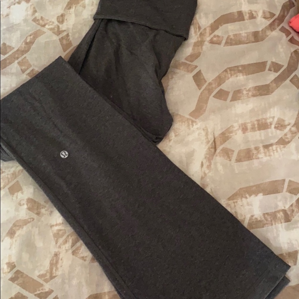 Lulu yoga pants